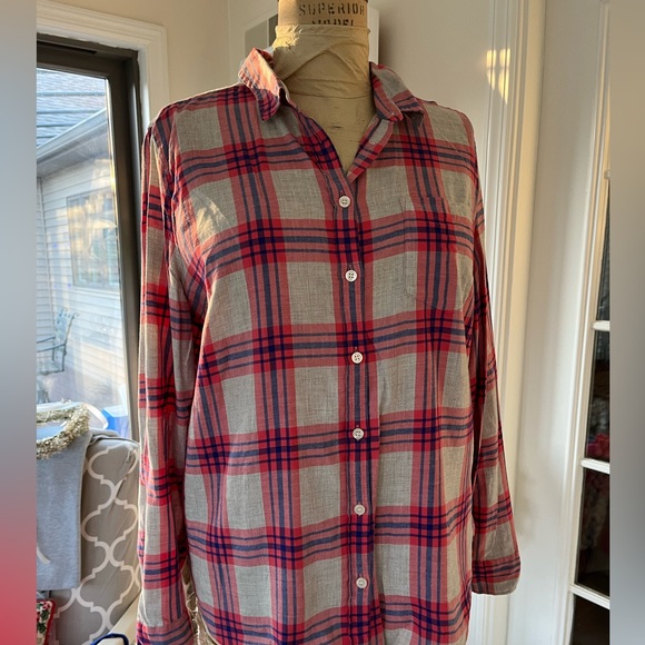 J. Crew Tops - J Crew XL women’s cotton plaid button down. Like new!